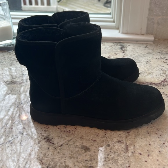 Ugg boots great condition - Picture 7 of 8